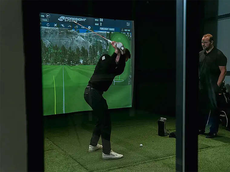 GPI Premium Indoor Golf Studio Bild 6